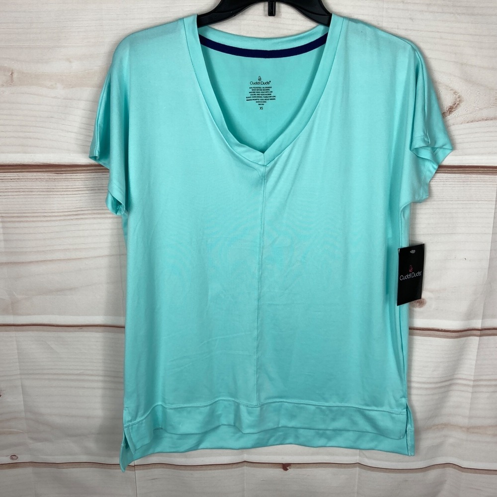 Cuddl Duds Top Womens XS Green V-Neck T-Shirt Short Sleeve Solid Knit‎ Pullover